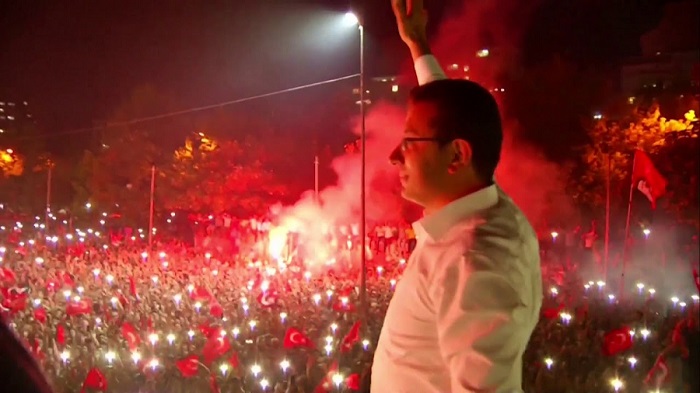 İmamoğlu’ndan İstanbullulara çağrı; “Bütün yol arkadaşlarımın, aileleri, çocukları önce Allah’a sonra İstanbullulara emanettir”