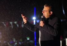 Beykoz’da halka buluşan İmamoğlu: ‘Çektirilen zulmün tek sebebi koltuğunu kaybetme korkusu’