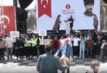 İşçilerden zam sonrası davul zurnalı kutlama