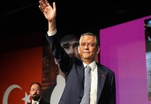 CHP’de Özgür Özel yeniden genel başkan seçildi