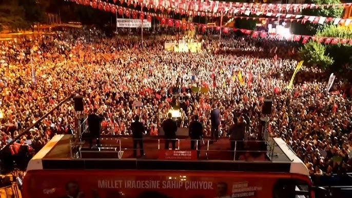 🎥Özel’den Erdoğan’a hodri meydan: ‘2 Kasım Türkiye’nin kurtuluş günüdür’