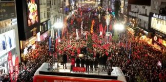 🎥Ümraniye’de on binlere seslendi. Özgür Özel belge belge ifşa etti