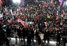 🎥Özgür Özel: “Osmanlı tokadı atacaklardı, demokrasi tokadı yediler”