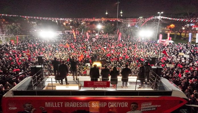 chp pendik mitingi