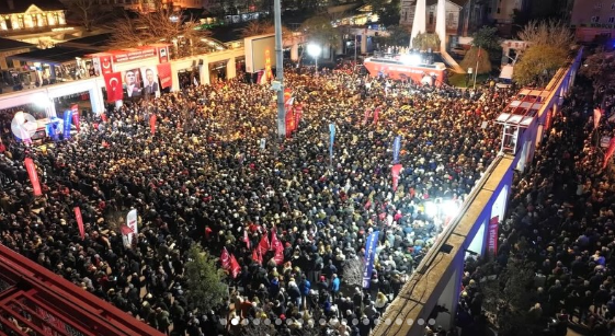 🎥Erdoğan ve Bahçeli’ye ‘sözünüzde durun’ çağrısı! Özgür Özel’den ‘9 Mart’ çıkışı