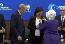 Rozeti taktı, AKP’deki ilk anlarına paylaşımlarıyla hızlı başladı