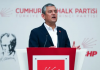 🎥Özgür Özel Genel Merkez’den meydan okudu: Bu binadayım, hiçbir yere gitmiyorum